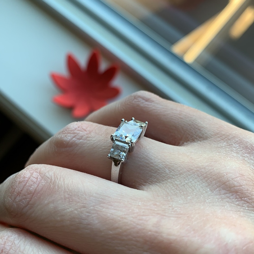 Sterling Silver CZ Three Stone Princess Cut Ring, sz 6.5